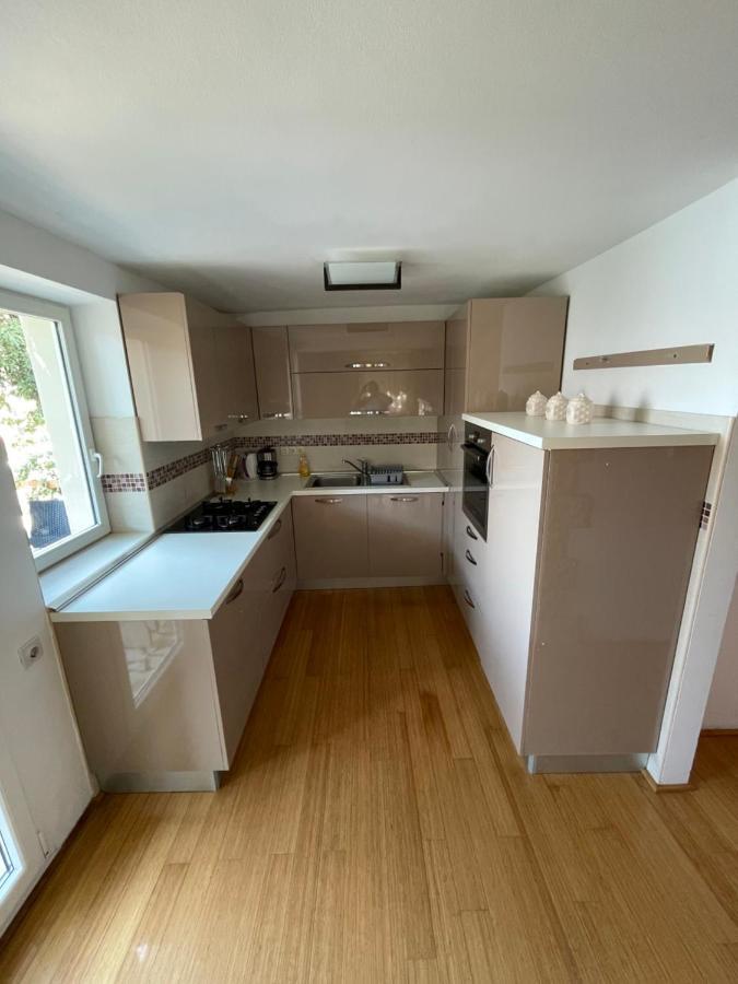Apartment Victoria Stara Baška Extérieur photo