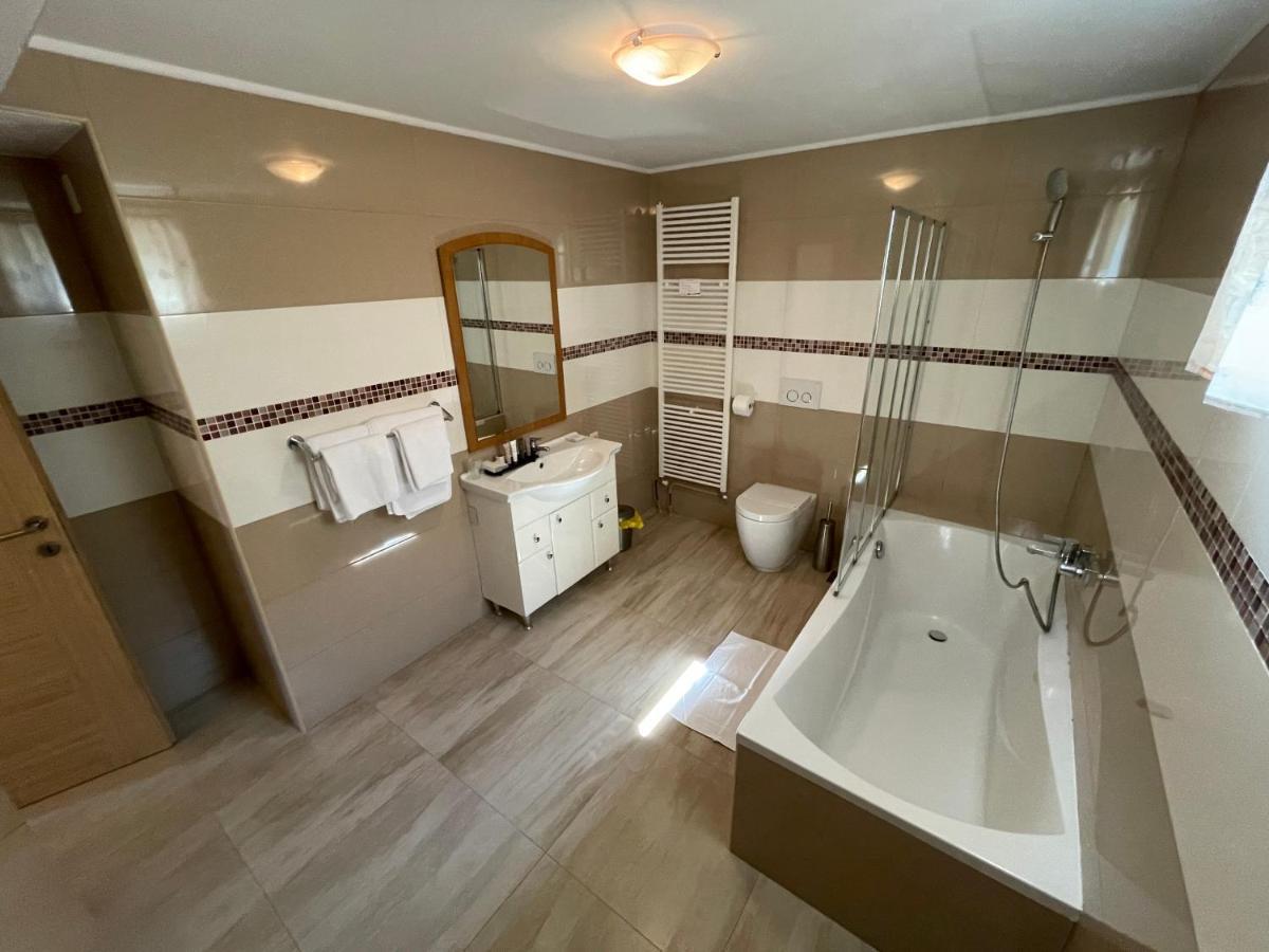 Apartment Victoria Stara Baška Extérieur photo